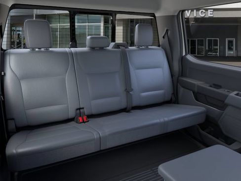 New 2026 Ford F350 4x4 Crew Cab DRW Super Duty image 11