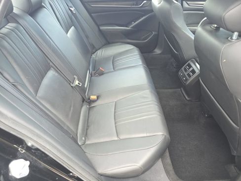 Used 2021 Honda Accord Touring image 31
