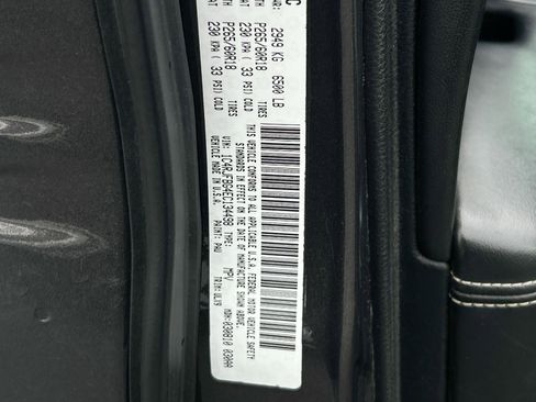 Used 2014 Jeep Grand Cherokee Limited image 31