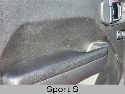 Used 2023 Jeep Wrangler Sport S image 12