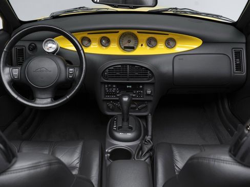 Used 1999 Plymouth Prowler image 2