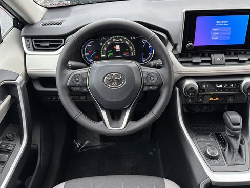 New 2025 Toyota RAV4 XLE w/ Convenience Package image 12