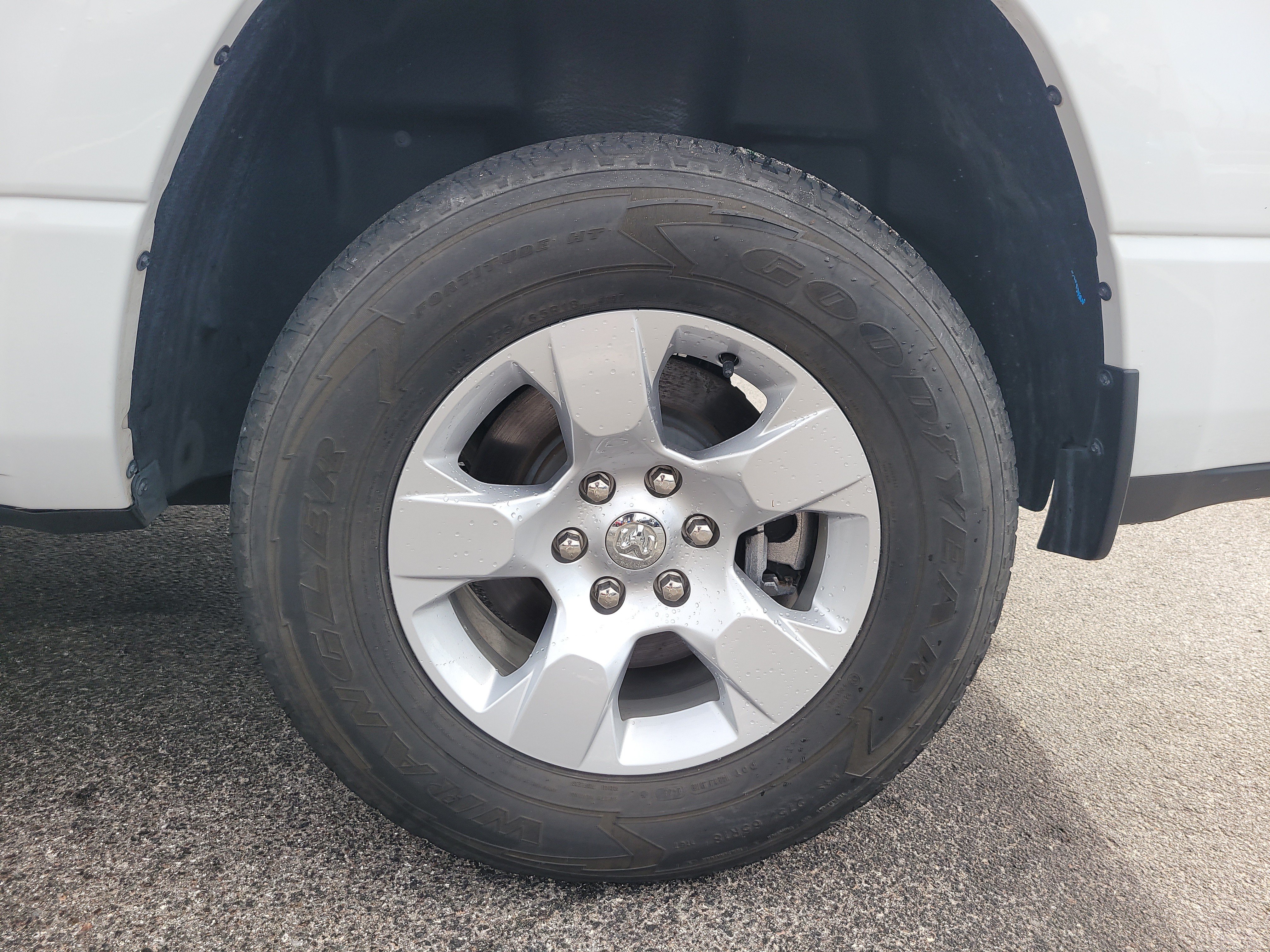 Used 2023 RAM 1500 Big Horn RWD image 9