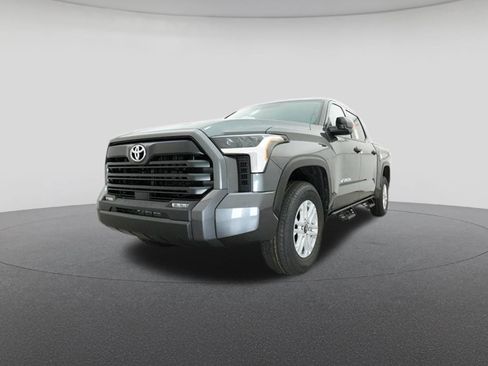 New 2025 Toyota Tundra SR5 AWD/4WD image 32
