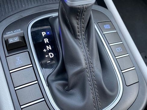 Used 2025 Hyundai Kona SEL image 18