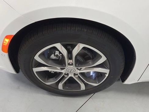 New 2026 Chrysler Pacifica Pinnacle image 19