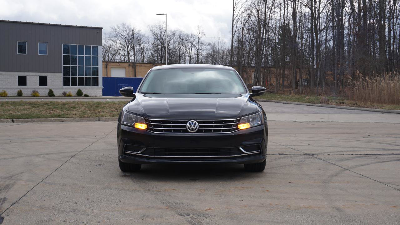 Used 2019 Volkswagen Passat 2.0T Wolfsburg FWD image 8