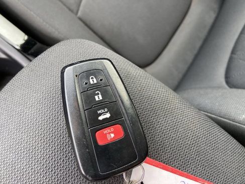 Used 2021 Toyota Corolla LE w/ LE Convenience Package image 42