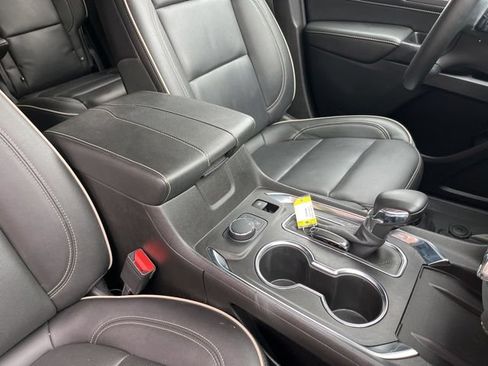 Used 2023 Chevrolet Traverse Premier w/ LPO, Floor Liner Package FWD image 57
