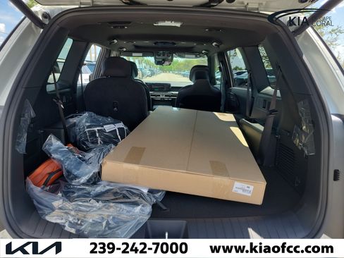 New 2027 Kia Telluride S w/ Towing Package FWD image 10