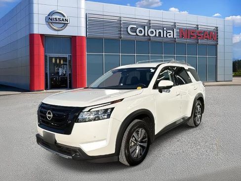 Certified 2022 Nissan Pathfinder SL w/ SL Black Package image 1