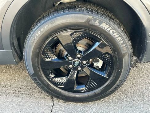 Used 2021 Land Rover Discovery Sport SE AWD/4WD image 11