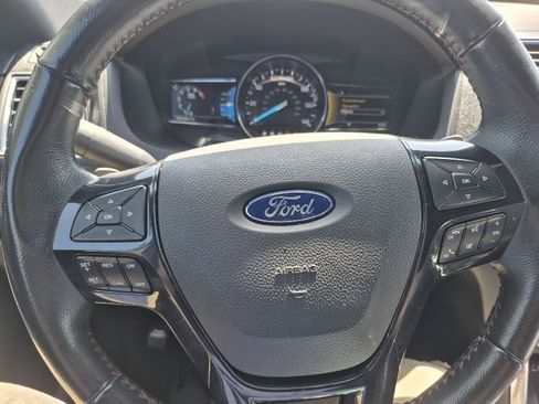 Used 2017 Ford Explorer Sport w/ Equipment Group 401A AWD/4WD image 5