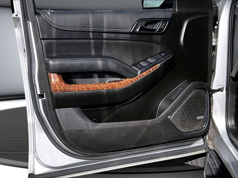 Used 2020 Chevrolet Tahoe Premier image 19