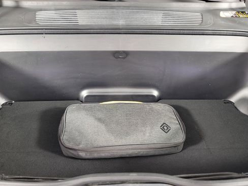 Used 2024 Rivian R1S Adventure AWD/4WD image 14
