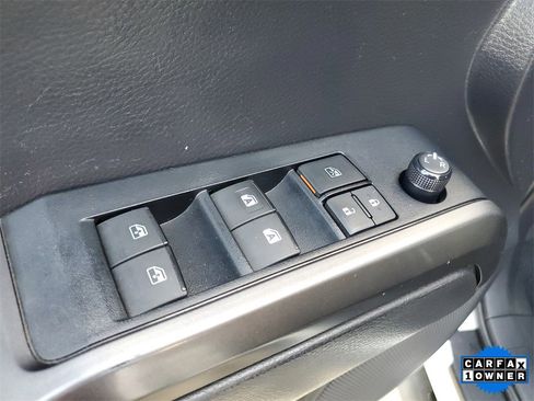 Used 2022 Toyota Tacoma TRD Sport image 19