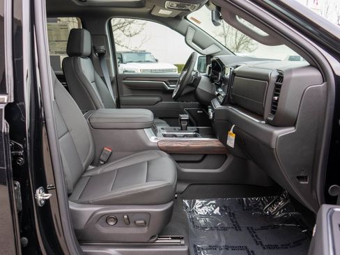 New 2026 GMC Sierra 1500 SLT w/ SLT Premium Plus Package image 10