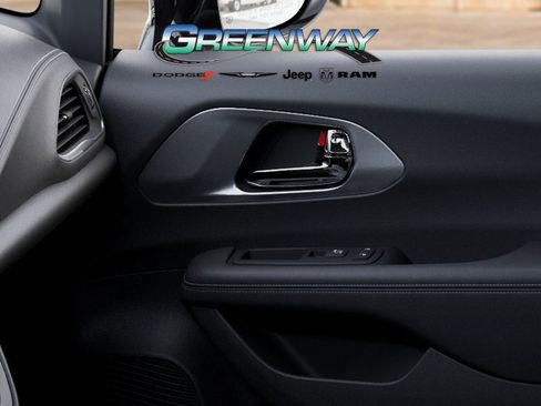 New 2026 Chrysler Pacifica Select FWD image 25