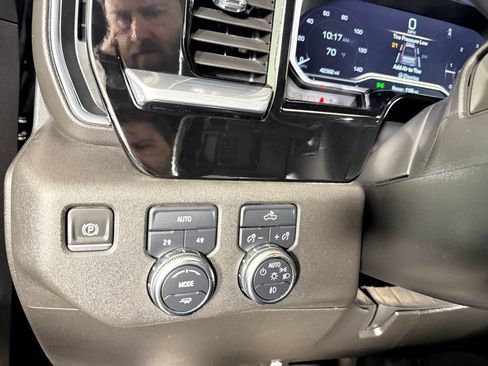 Used 2022 GMC Sierra 1500 Elevation w/ Max Trailering Package AWD/4WD image 23