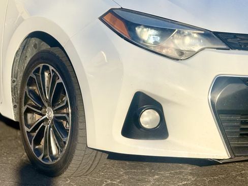 Used 2014 Toyota Corolla S FWD image 5