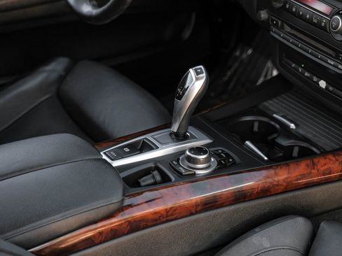 Used 2013 BMW X5 xDrive50i image 26