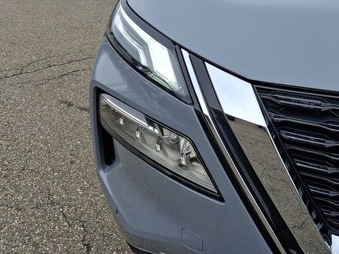 Used 2023 Nissan Rogue Platinum AWD/4WD image 10