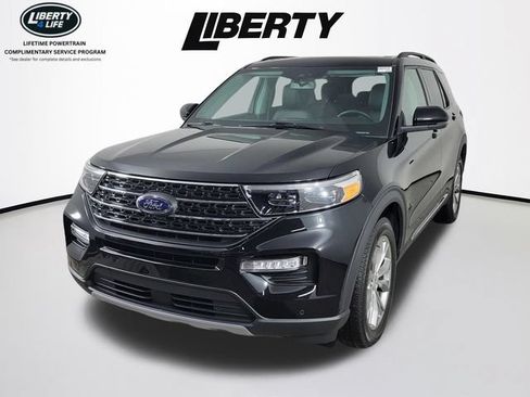 Used 2023 Ford Explorer XLT w/ Equipment Group 202A AWD/4WD image 7