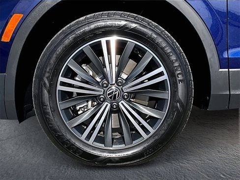 Used 2024 Volkswagen Tiguan Wolfsburg Edition image 11