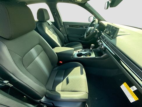 New 2026 Honda Civic Sport image 22