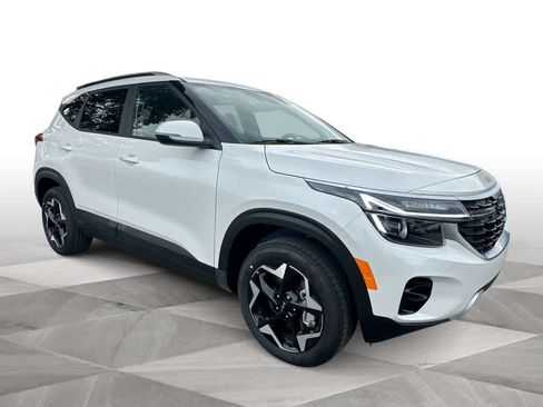 Certified 2026 Kia Seltos S AWD/4WD image 2