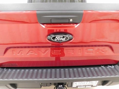 New 2025 Ford Maverick XLT w/ XLT Luxury Package image 14