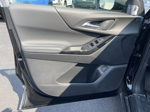 New 2026 Chevrolet Equinox LT w/ Convenience Package II image 11