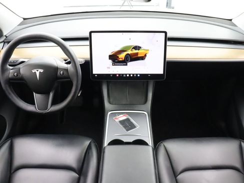 Used 2023 Tesla Model Y Long Range AWD/4WD image 18