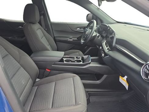 Used 2026 Chevrolet Equinox LT w/ LPO, Floor Liner Package FWD image 17