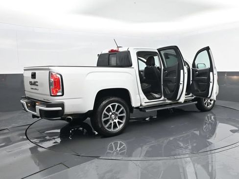Used 2022 GMC Canyon Denali AWD/4WD image 30