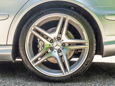 Used 2005 Mercedes-Benz E 55 AMG Sedan image 79