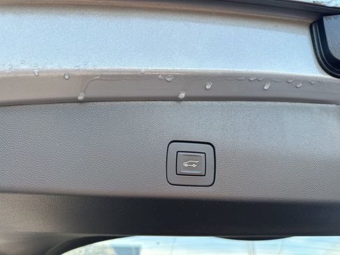 Used 2024 Buick Encore GX Avenir w/ Avenir Convenience Package image 27