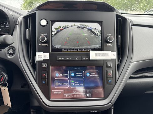 Used 2025 Subaru Crosstrek 2.0i image 21