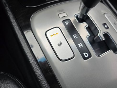 Used 2013 Hyundai Genesis 3.8 w/ Premium Pkg image 40