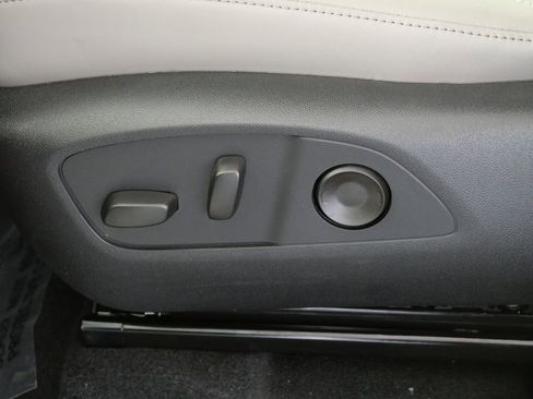 New 2026 GMC Acadia Elevation w/ Elevation Premium Package image 16