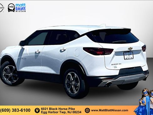Used 2025 Chevrolet Blazer LT AWD/4WD image 11