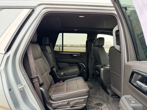 Used 2025 Chevrolet Tahoe High Country w/ Sun And Tow Package image 9
