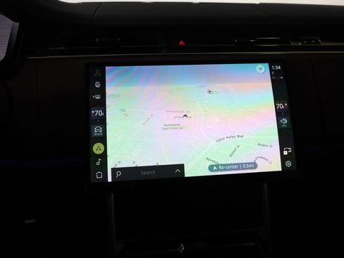 Used 2025 Land Rover Range Rover SE AWD/4WD image 24