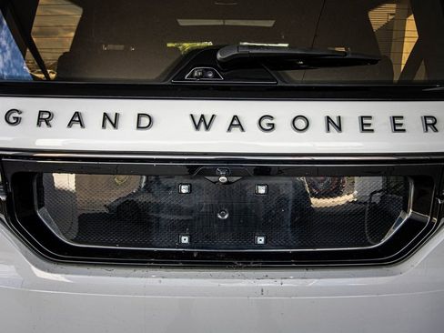 Used 2022 Jeep Grand Wagoneer Series II image 15