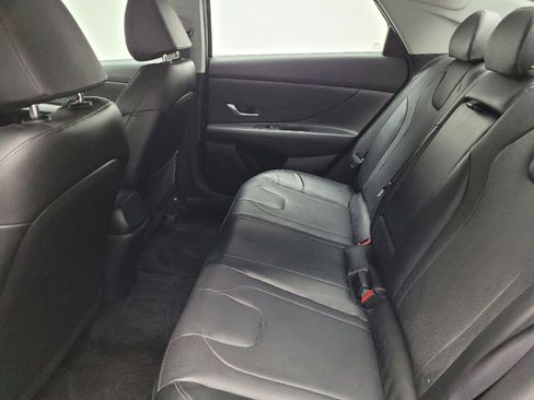 Used 2022 Hyundai Elantra Limited w/ Cargo Package image 18