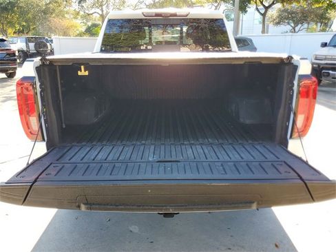 Used 2021 GMC Sierra 1500 AT4 w/ AT4 Premium Package image 9