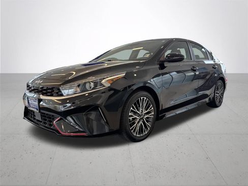 Used 2024 Kia Forte GT-Line w/ GT-Line Premium Package FWD image 2