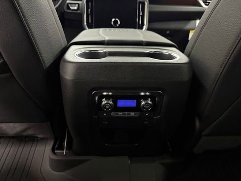 New 2026 GMC Yukon XL Denali w/ Sun & Power Step Package RWD image 20