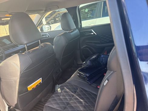 Used 2022 Mitsubishi Outlander SEL FWD image 5