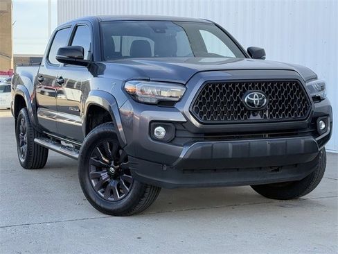 Used 2022 Toyota Tacoma Limited w/ Nightshade Package image 2